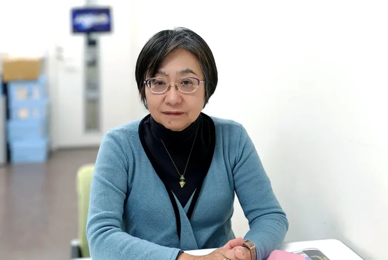 濱島ちさと（はましま・ちさと）氏。帝京大学医療技術学部看護学科教授（保健医療政策分野）。（写真：編集部）